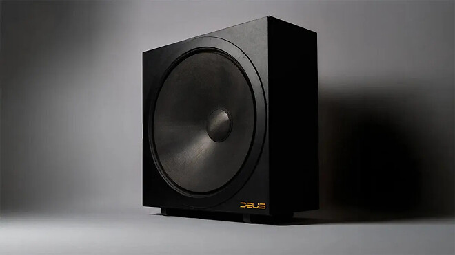 1.8미터 크기의 서브우퍼 Deus Audio Invicta 60 출시: 60인치 드라이버와 20,000W 출력