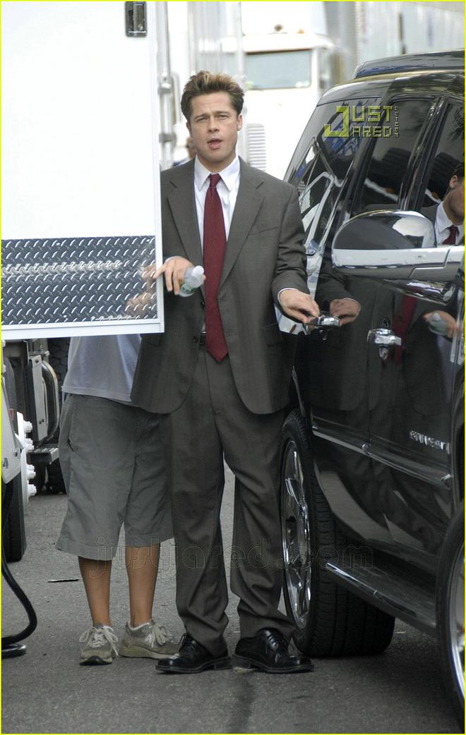 브래드 피트... 좀 없어 보입니까?